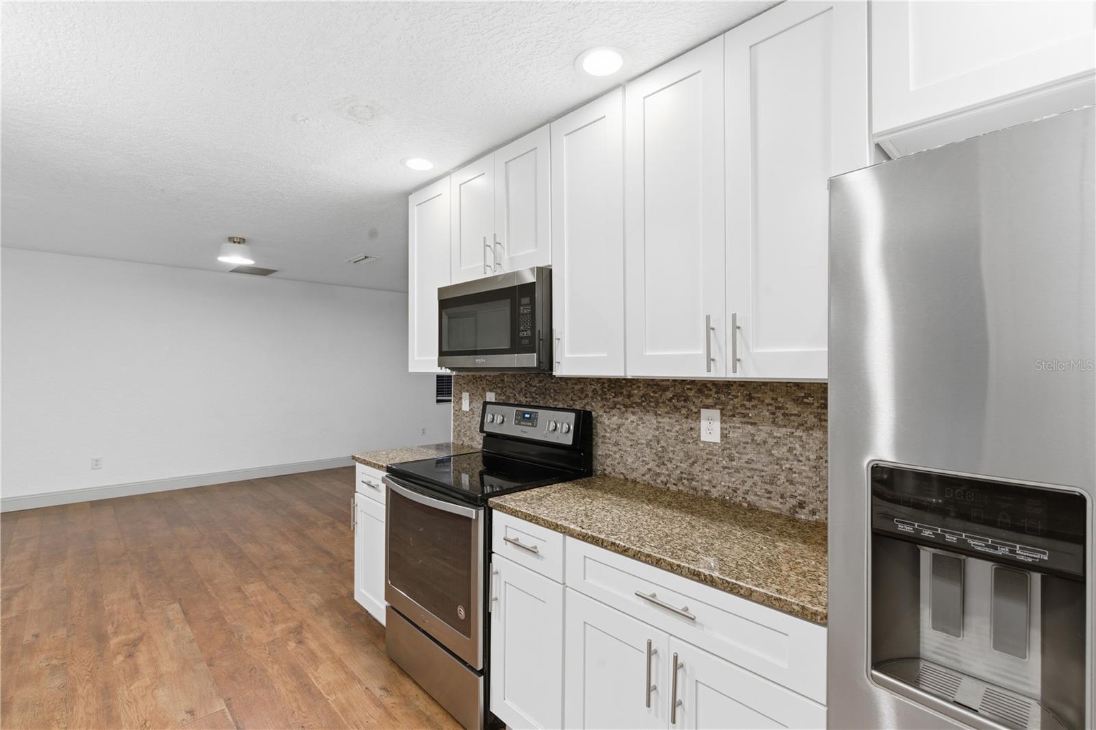 Image 11 of 36 For 1001 Willowbranch Avenue