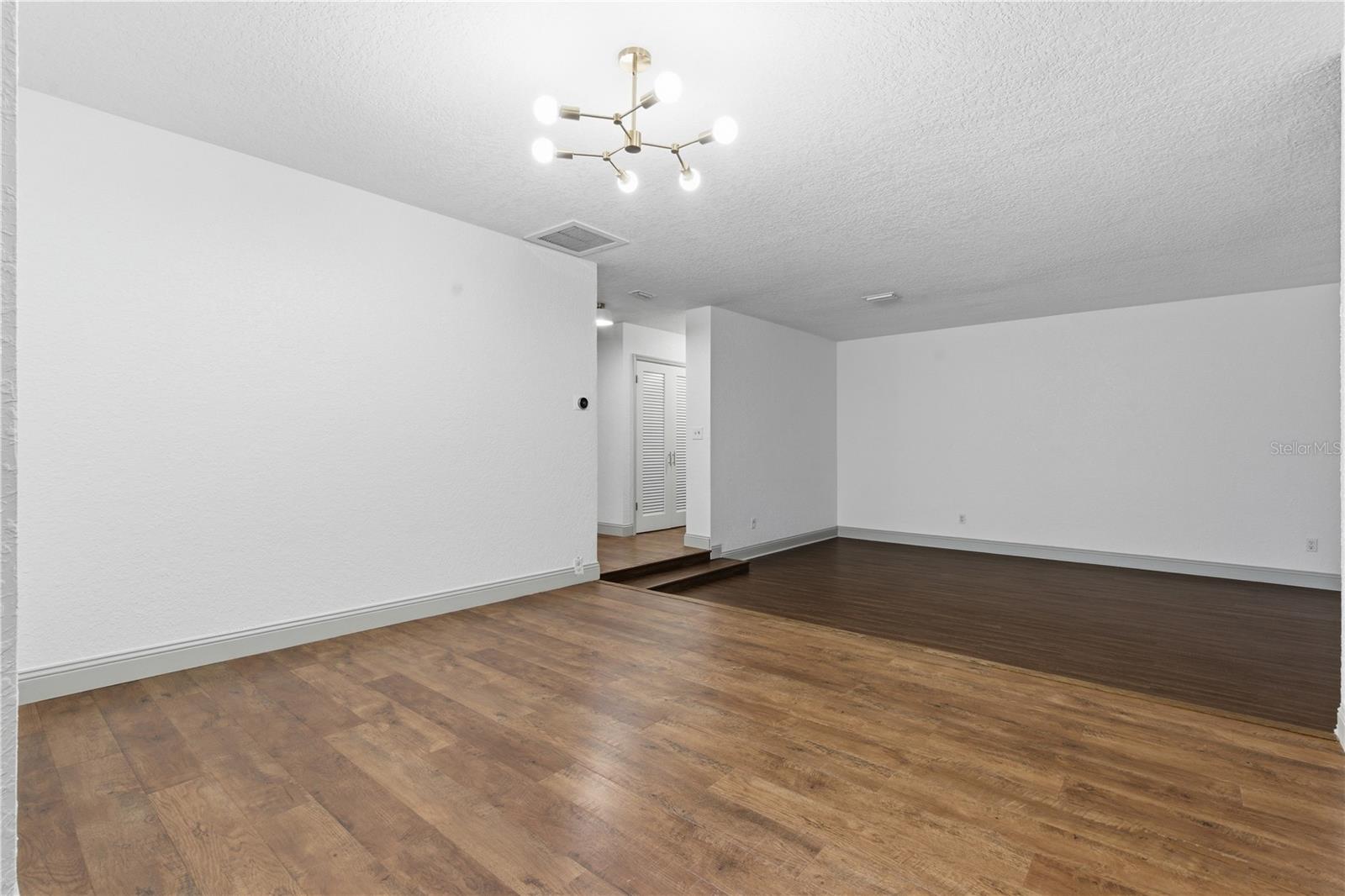 Image 19 of 36 For 1001 Willowbranch Avenue