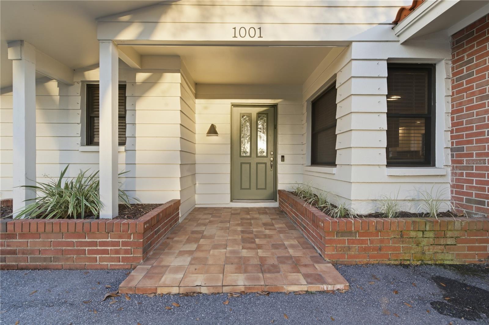 Image 2 of 36 For 1001 Willowbranch Avenue