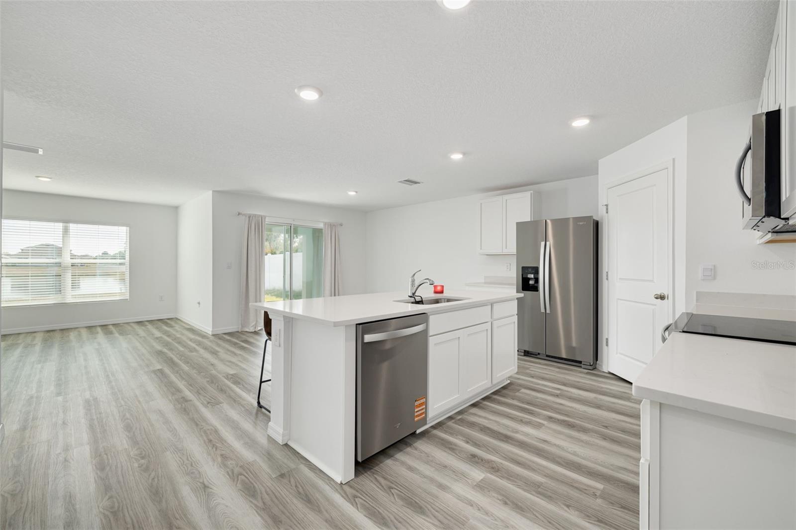 Image 15 of 38 For 803 Ace Outlaw Avenue