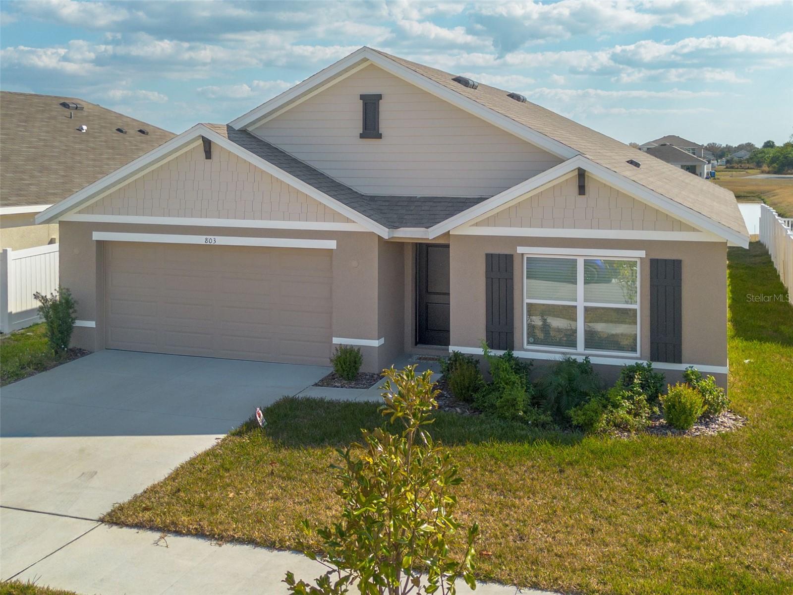 Image 33 of 38 For 803 Ace Outlaw Avenue