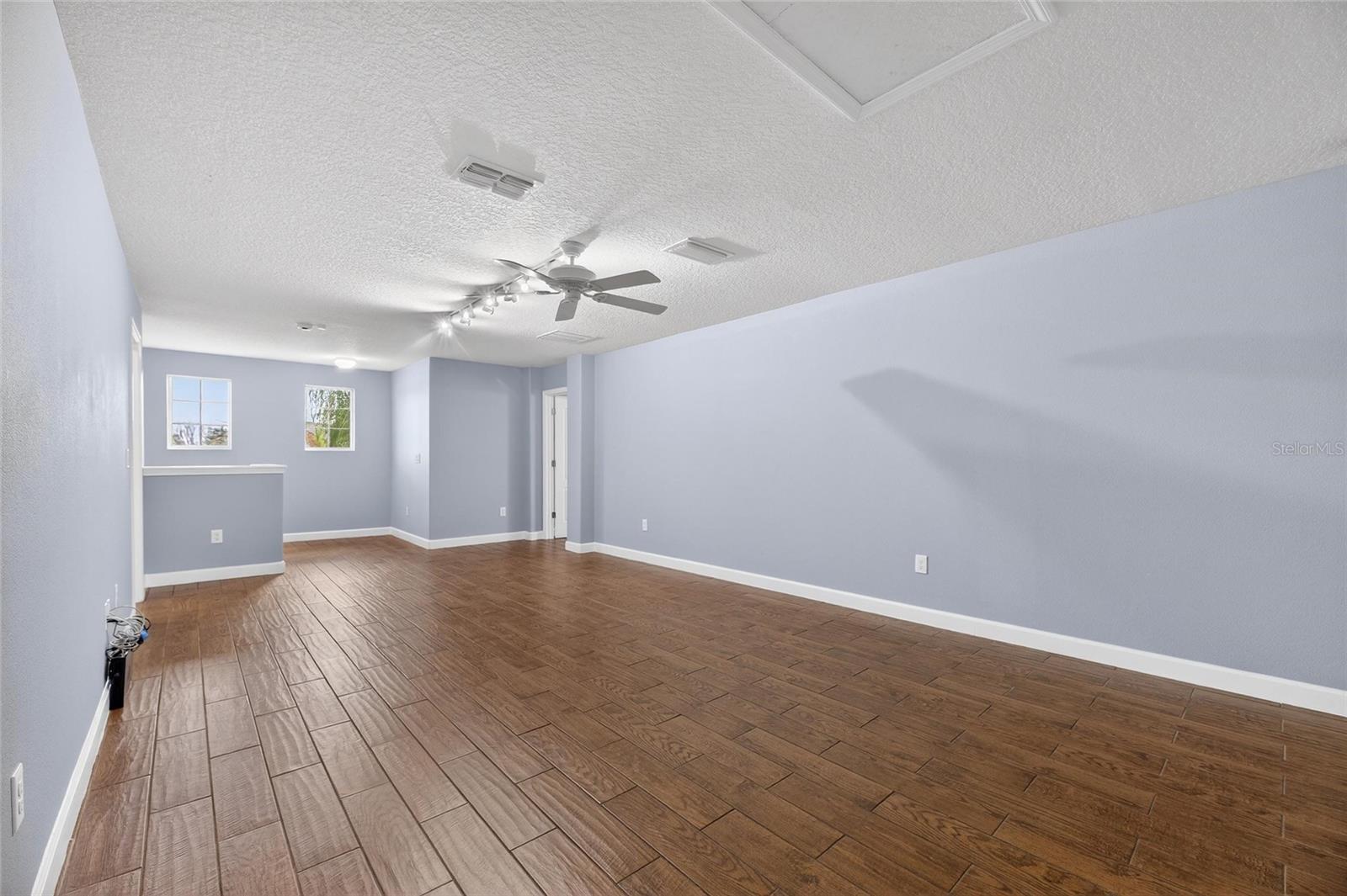 Image 45 of 100 For 12104 Echo Basin Cove