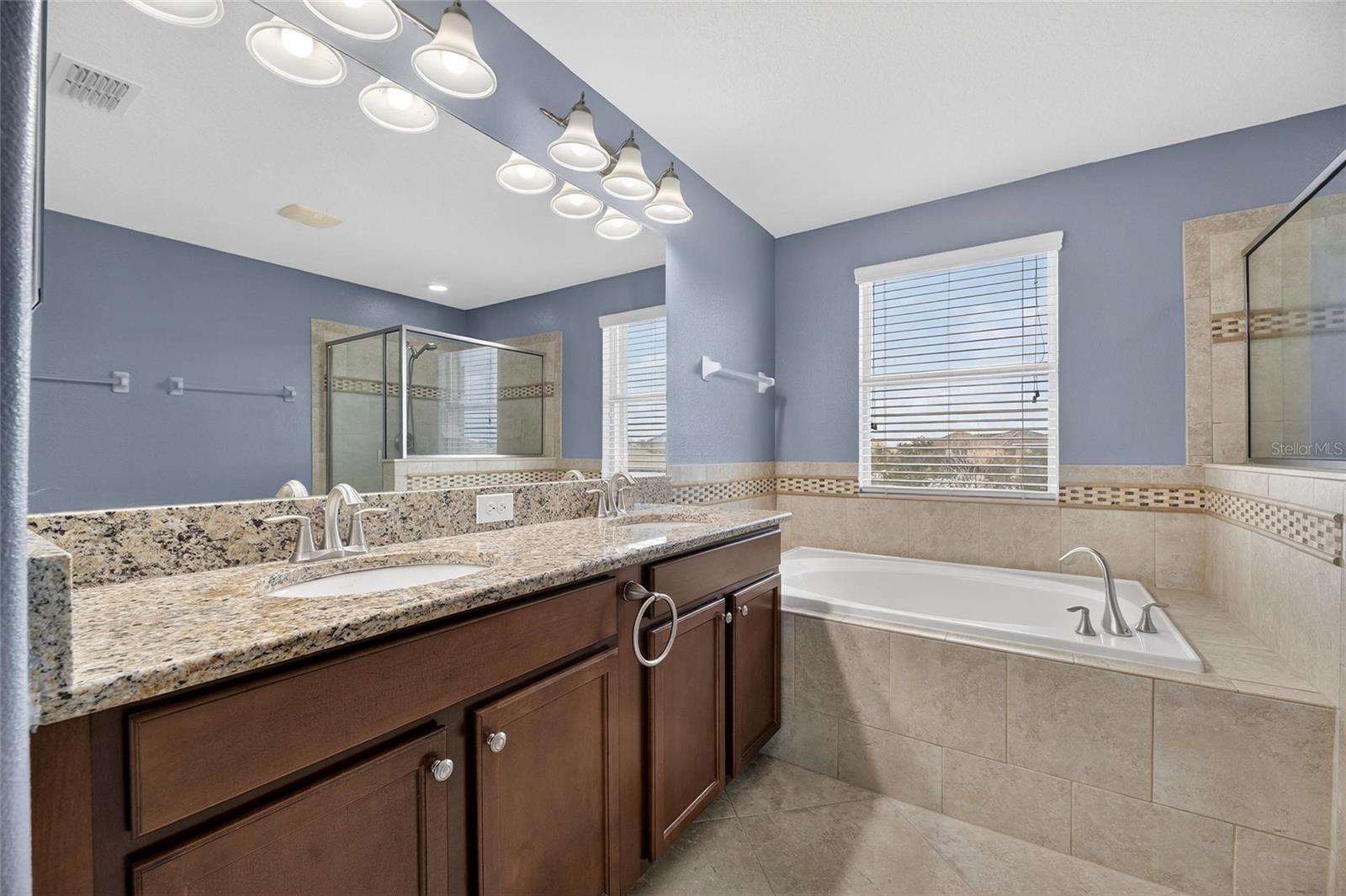 Image 48 of 100 For 12104 Echo Basin Cove