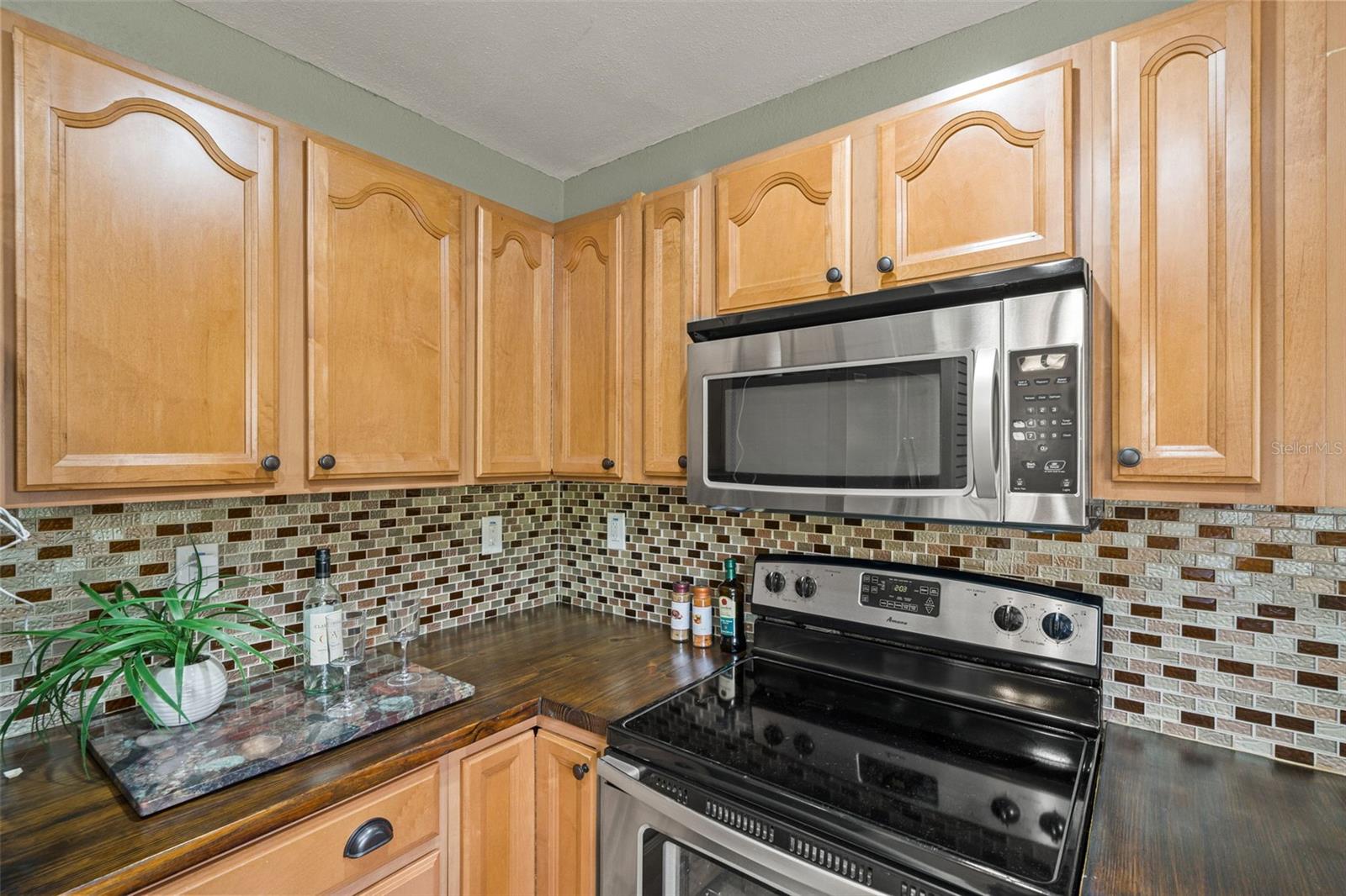 Image 9 of 25 For 816 Idlewild Avenue