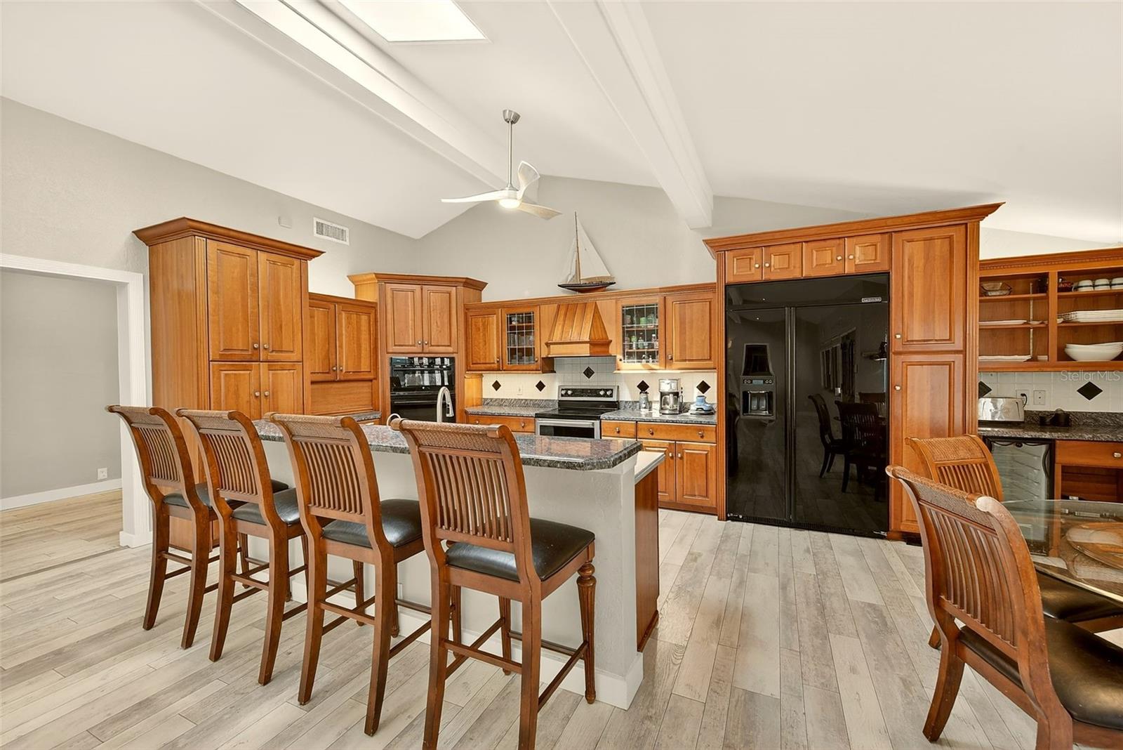 Image 11 of 86 For 1725 Long Bow Lane