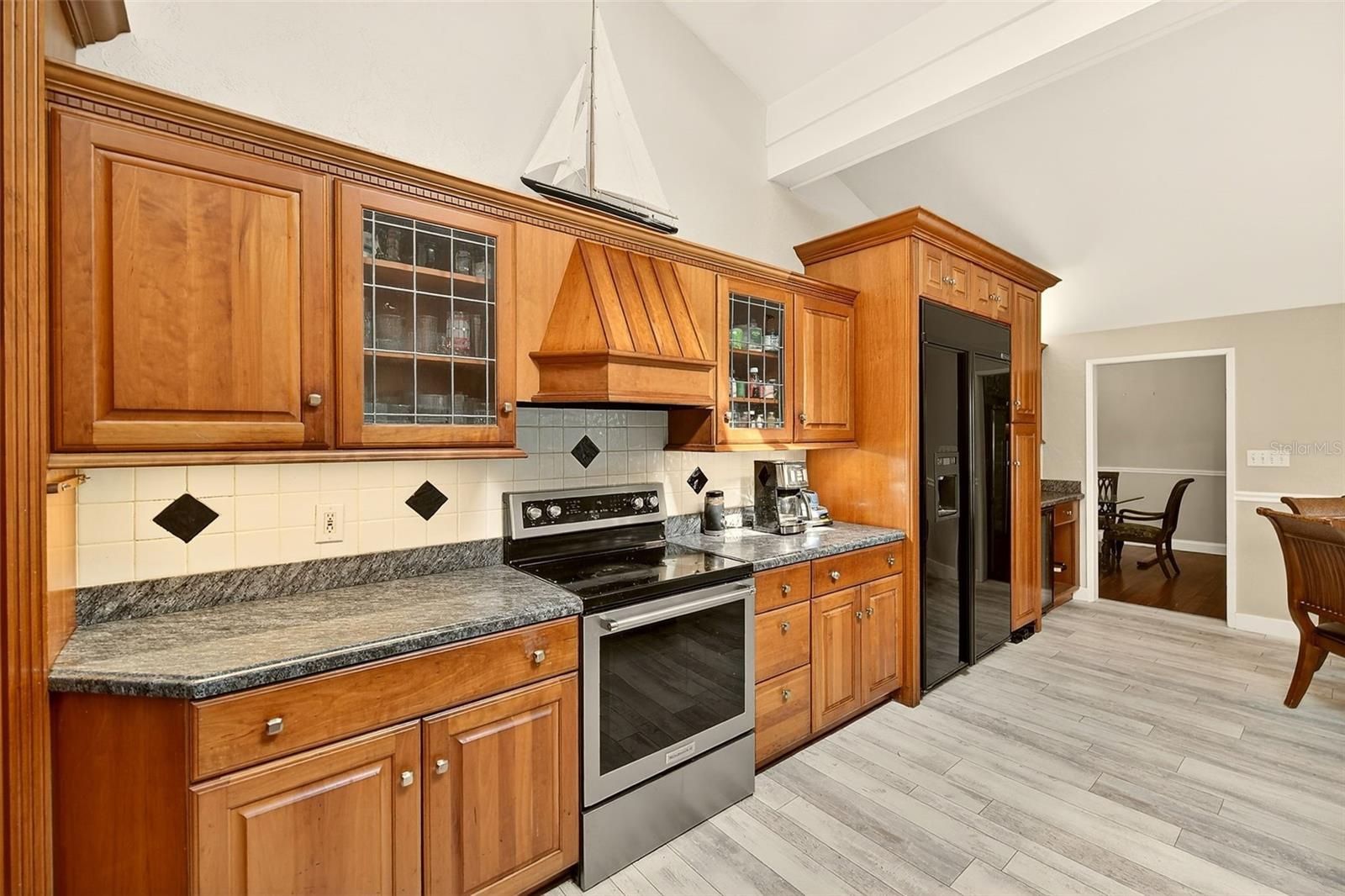 Image 15 of 86 For 1725 Long Bow Lane