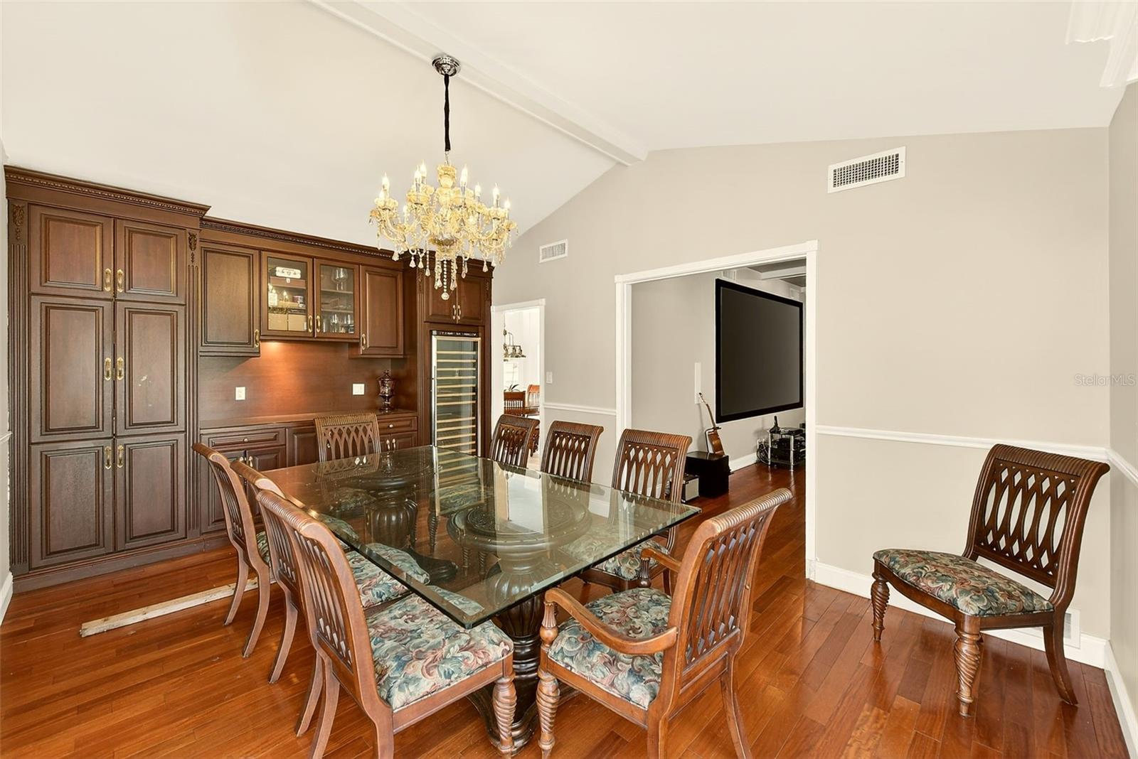 Image 21 of 86 For 1725 Long Bow Lane