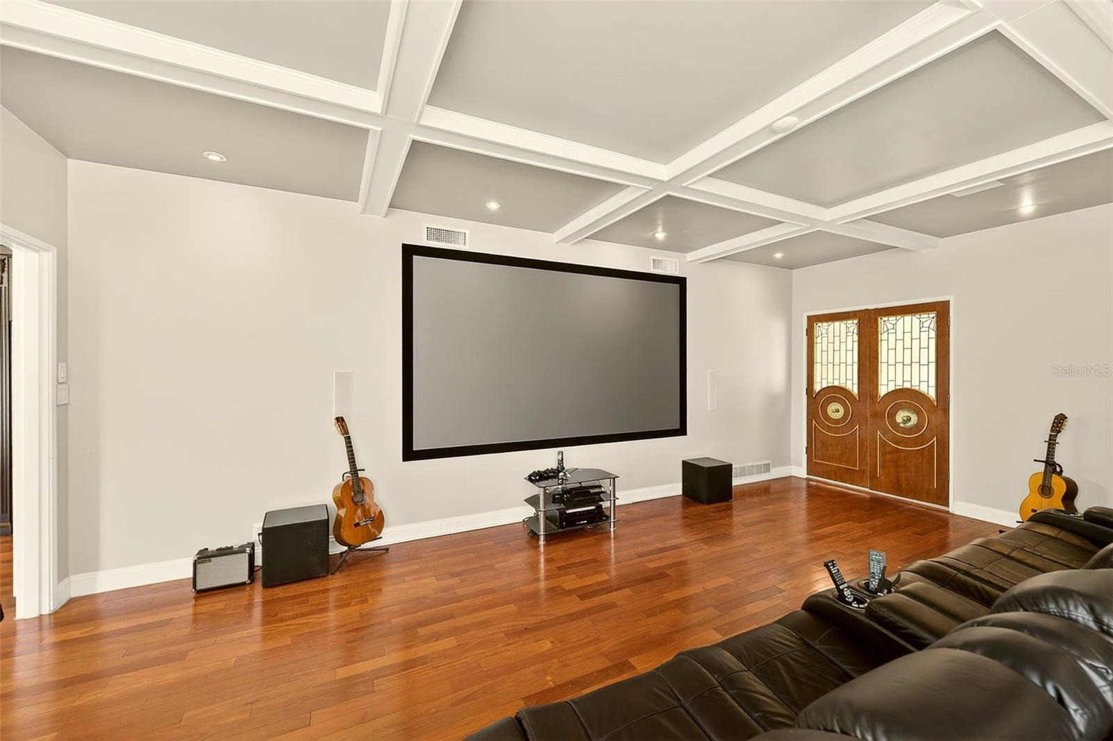 Image 24 of 86 For 1725 Long Bow Lane