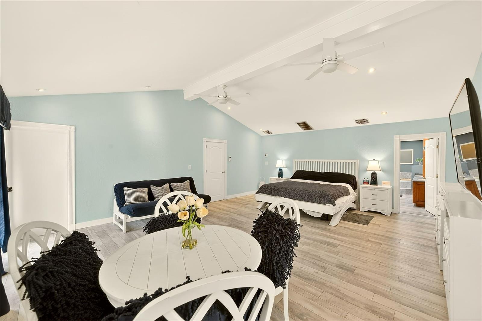 Image 30 of 86 For 1725 Long Bow Lane