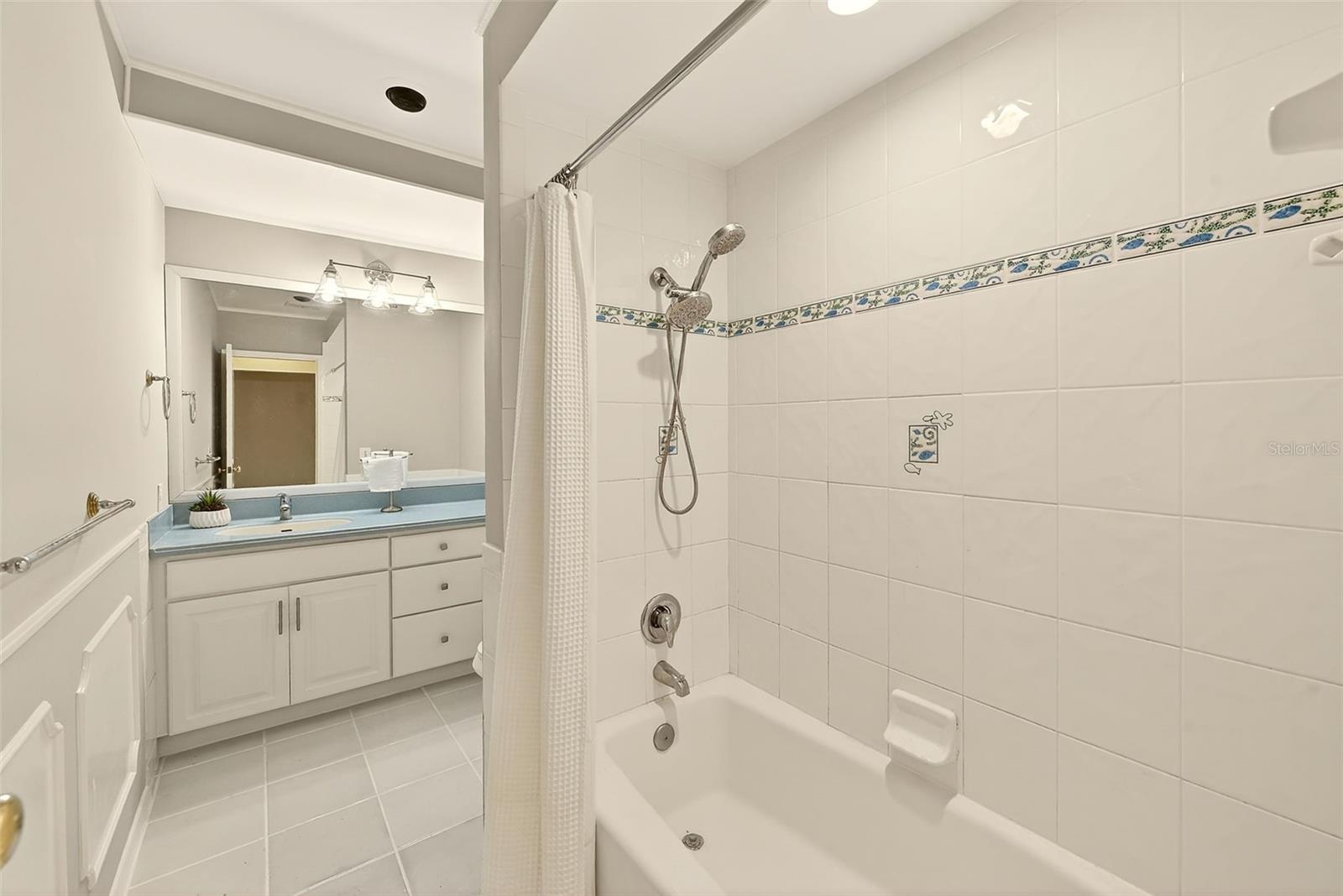 Image 40 of 86 For 1725 Long Bow Lane