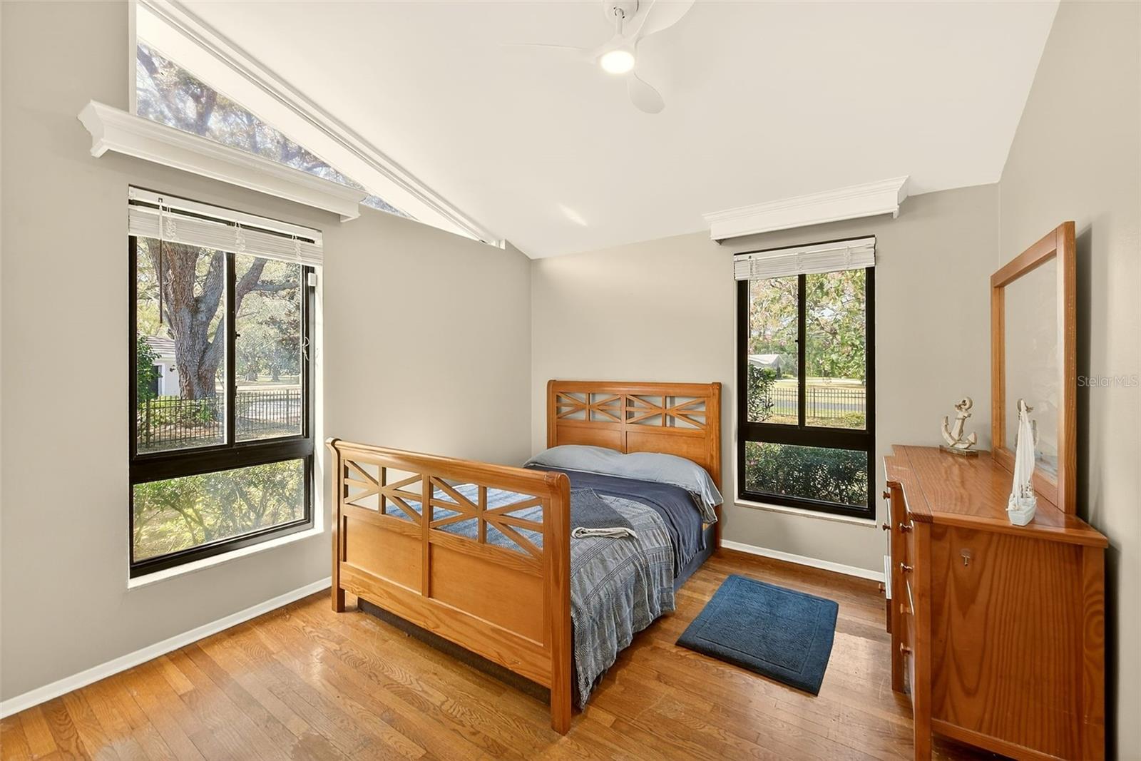 Image 44 of 86 For 1725 Long Bow Lane