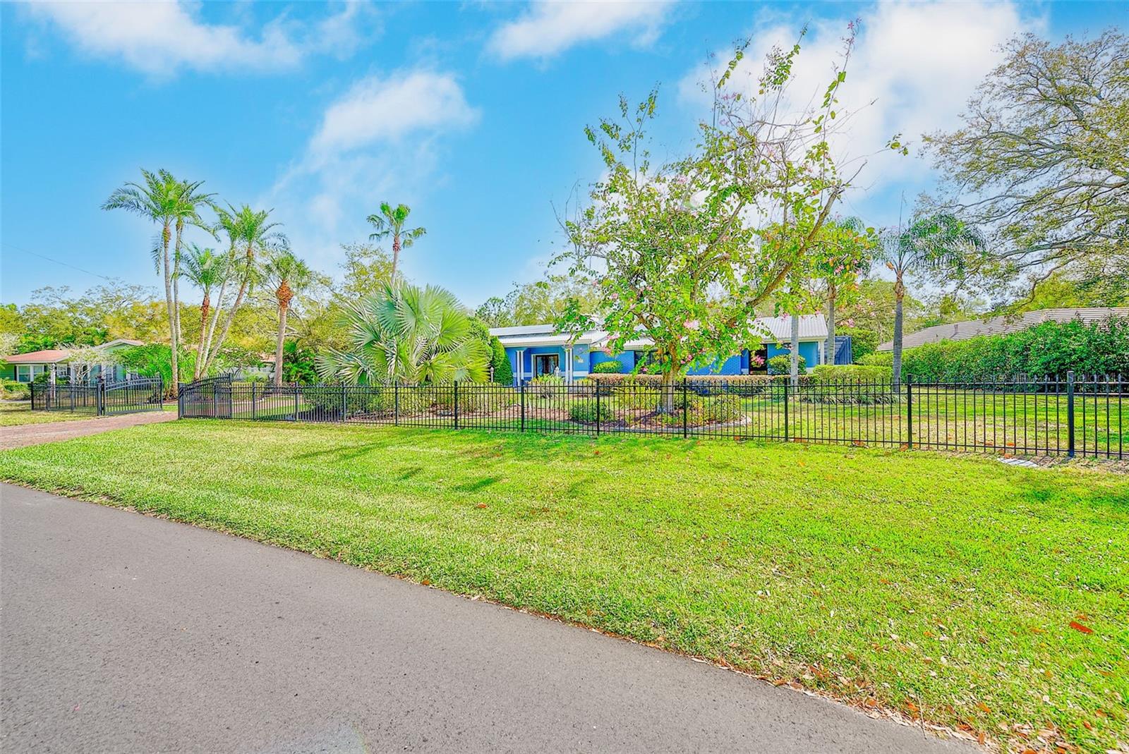 Image 59 of 86 For 1725 Long Bow Lane