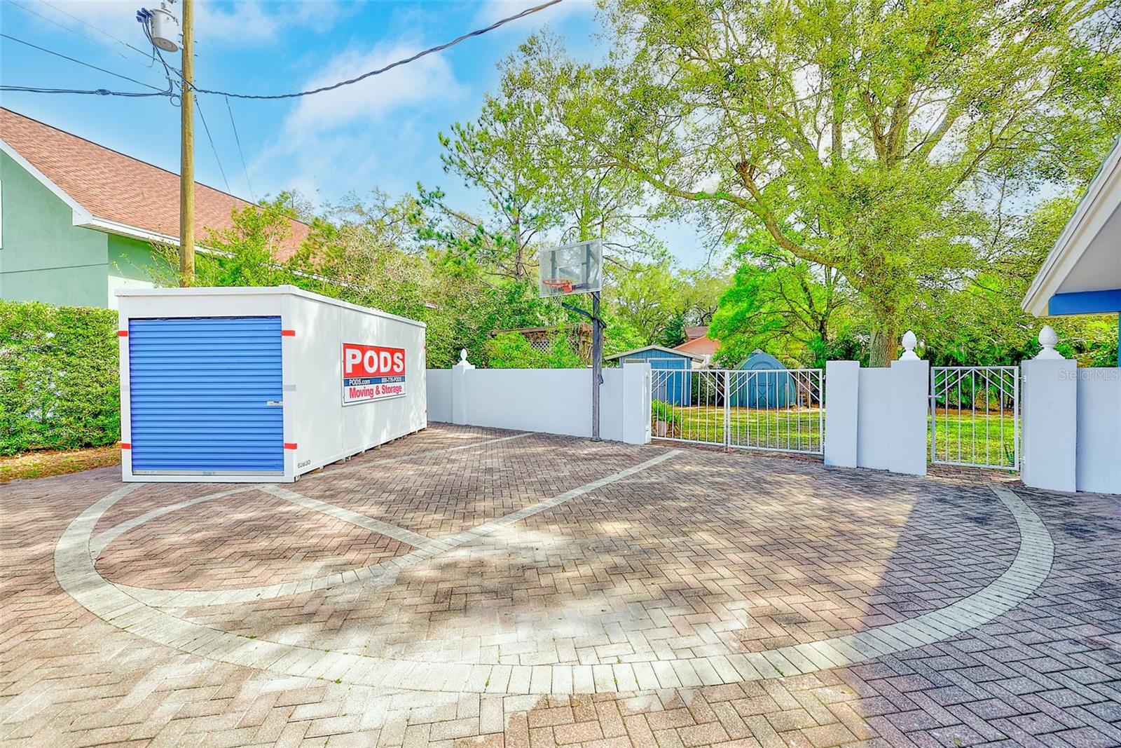 Image 65 of 86 For 1725 Long Bow Lane