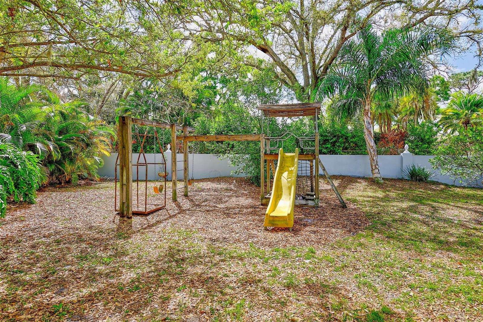 Image 71 of 86 For 1725 Long Bow Lane