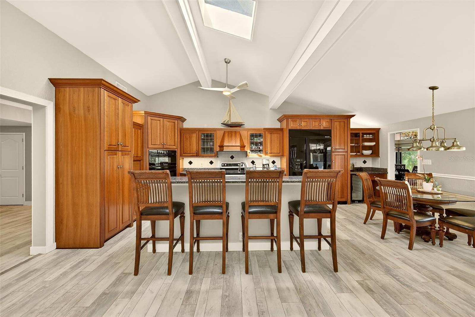 Image 9 of 86 For 1725 Long Bow Lane