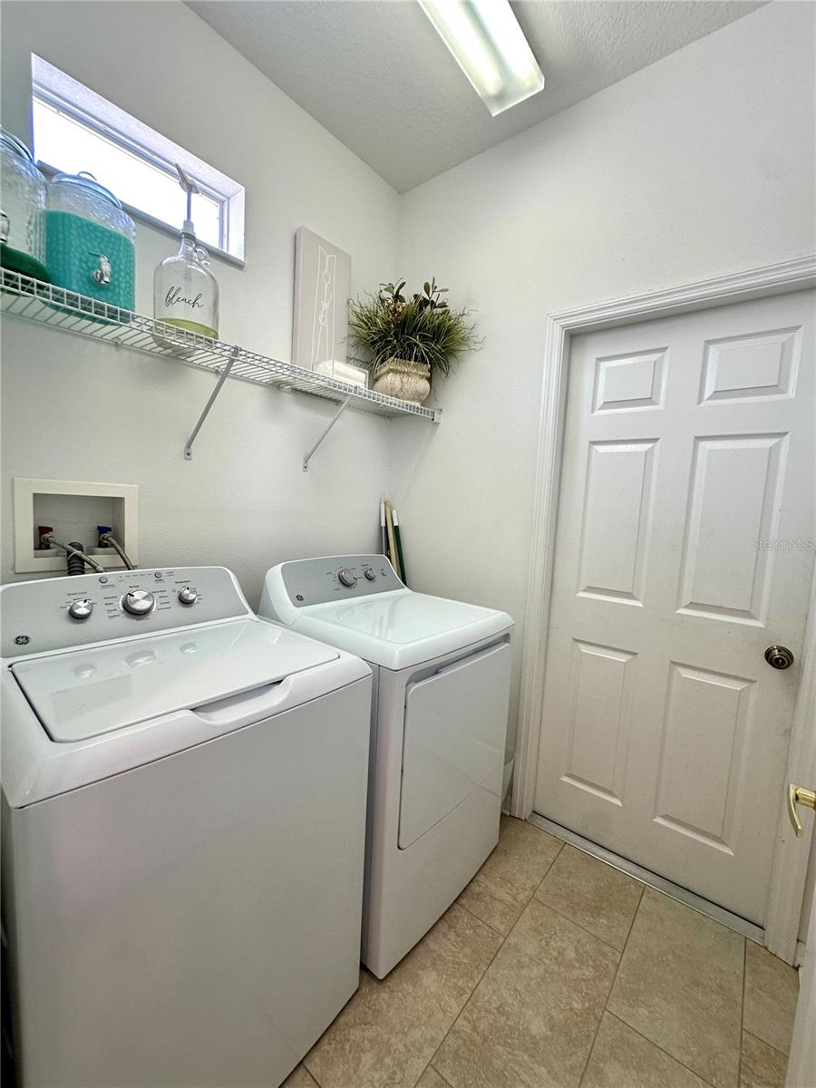 Image 27 of 43 For 8137 Ponkan Road