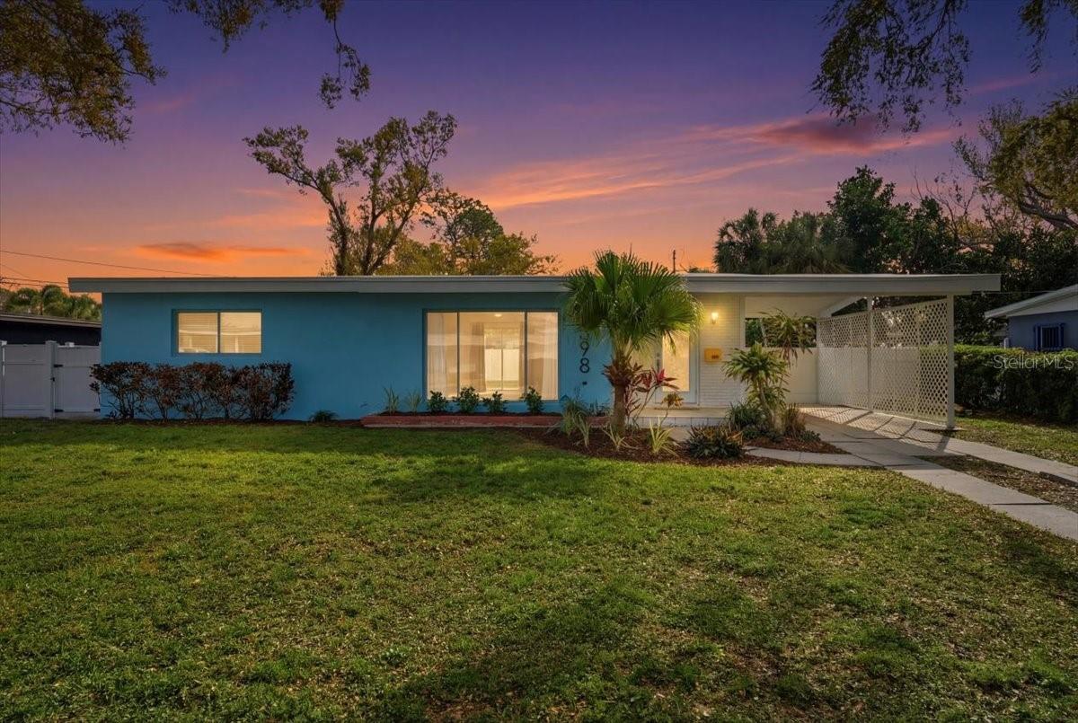 Image 4 of 53 For 4398 Neptune Drive Se