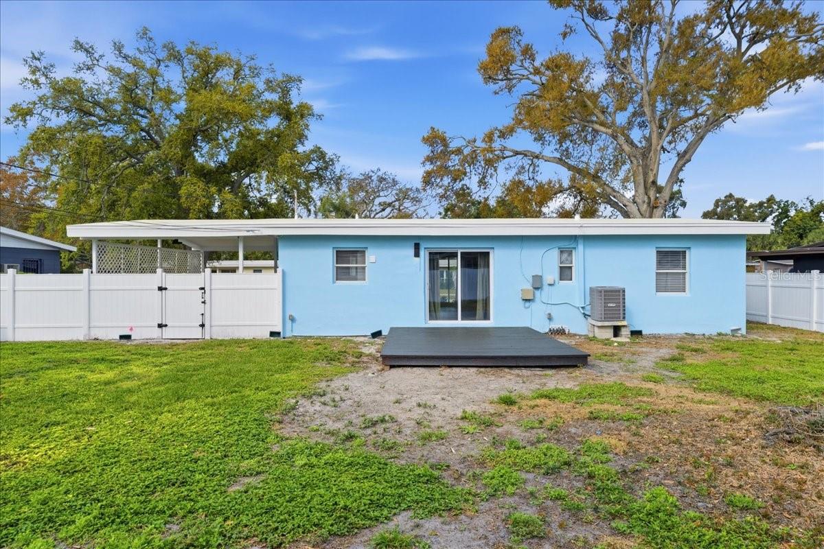 Image 52 of 53 For 4398 Neptune Drive Se