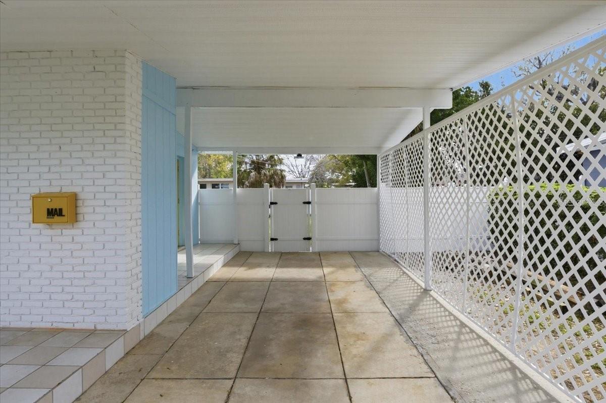 Image 9 of 53 For 4398 Neptune Drive Se