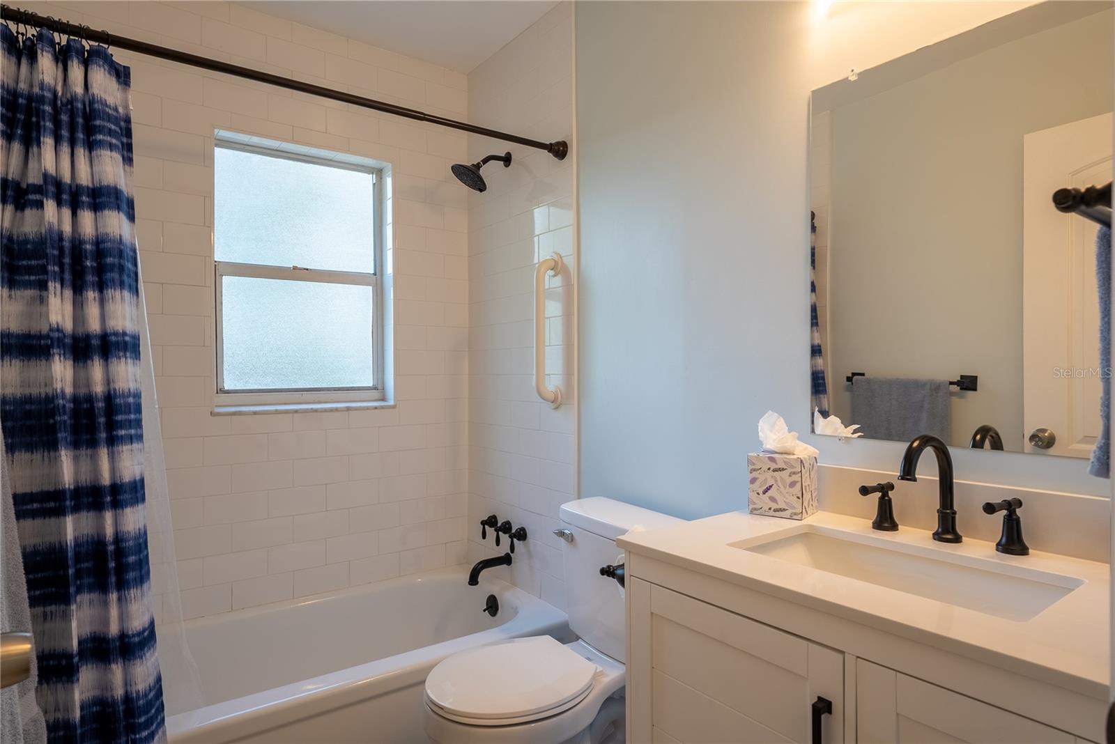 Image 19 of 43 For 4991 Springwood Court 282