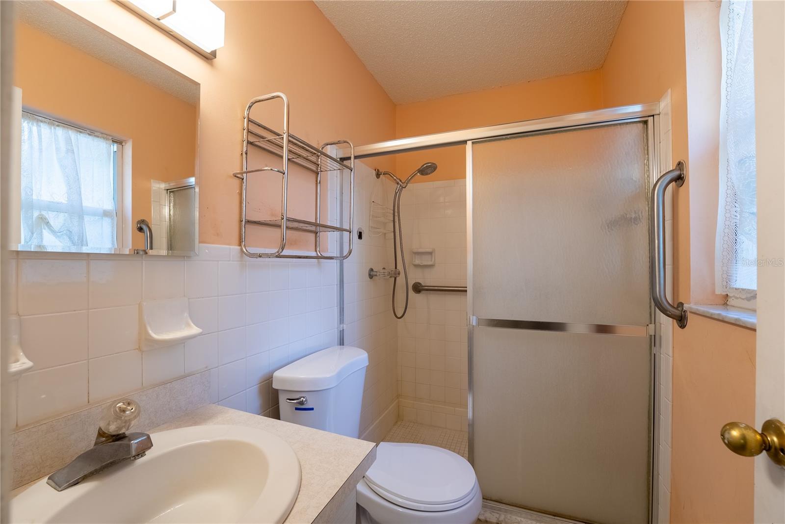 Image 25 of 43 For 4991 Springwood Court 282