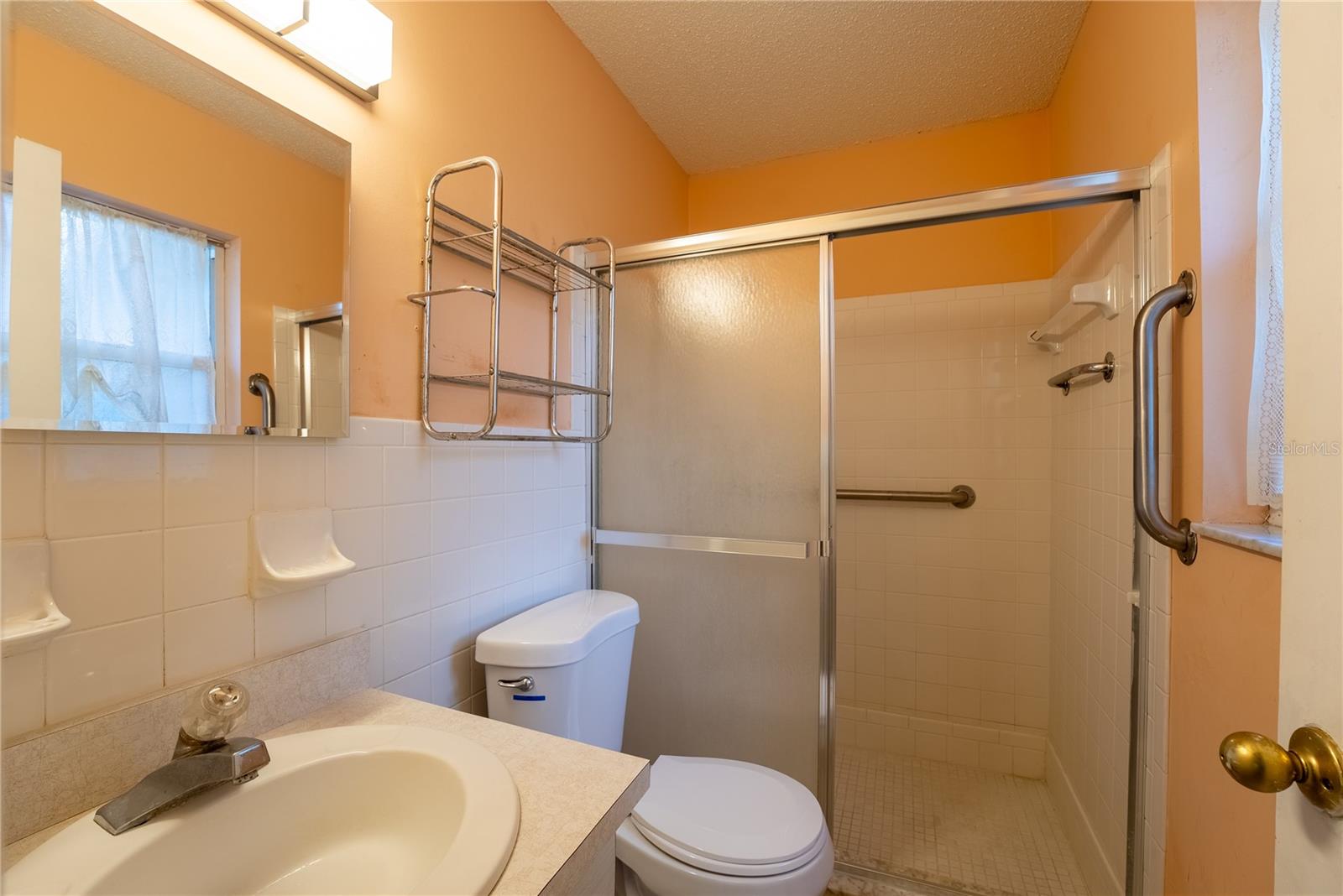 Image 26 of 43 For 4991 Springwood Court 282