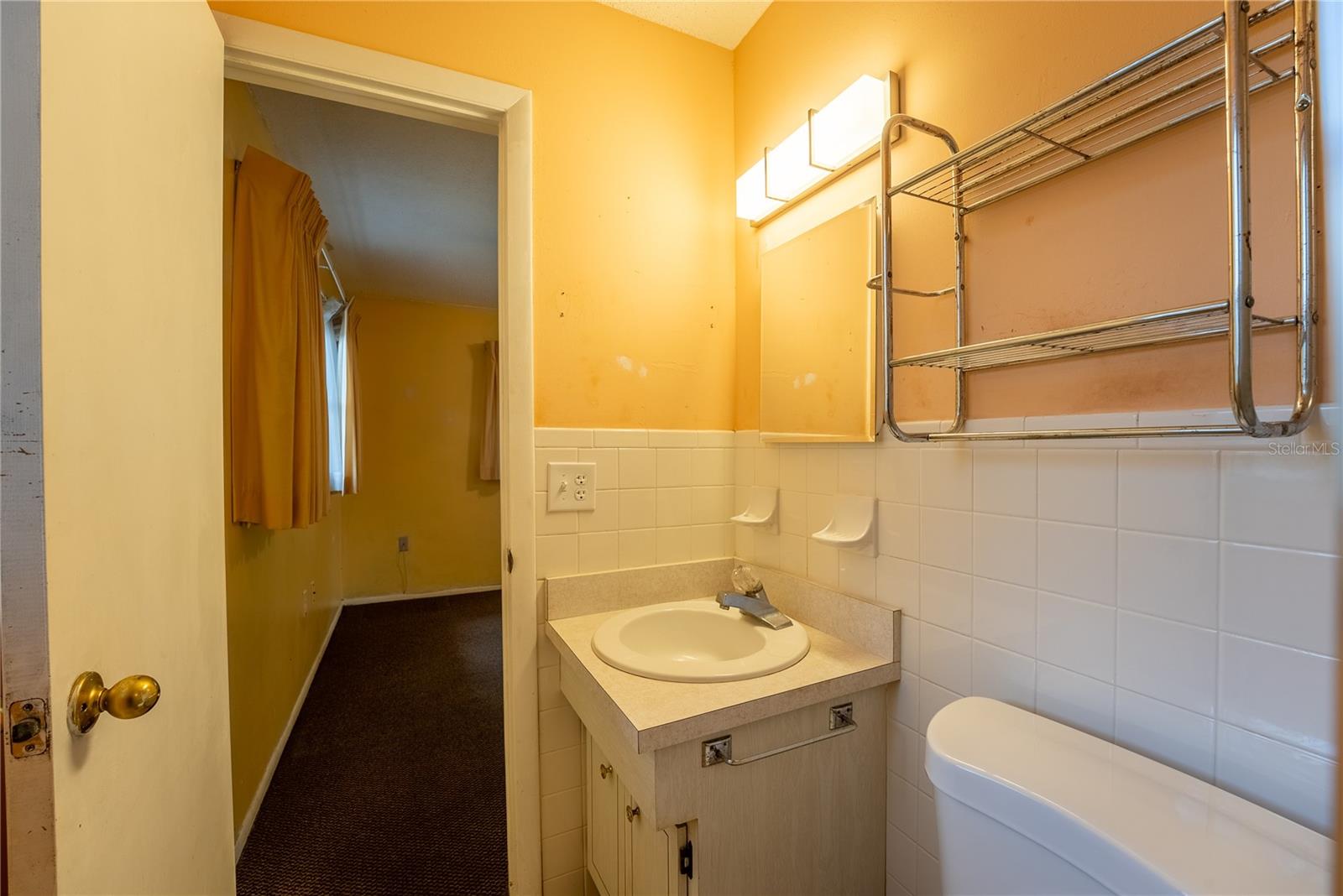 Image 27 of 43 For 4991 Springwood Court 282