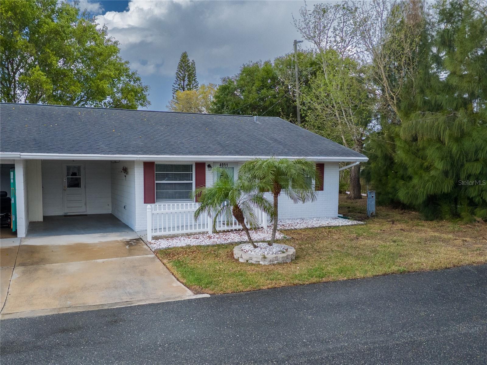 Image 3 of 43 For 4991 Springwood Court 282