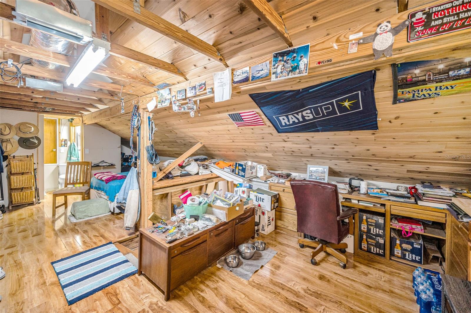 Listing photo id 84 for 5038 Sunset Boulevard