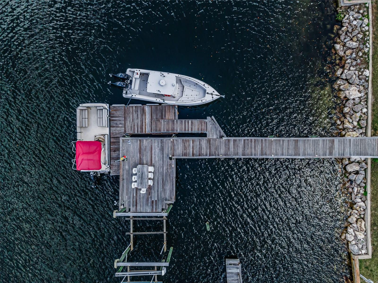 Listing photo id 87 for 5038 Sunset Boulevard