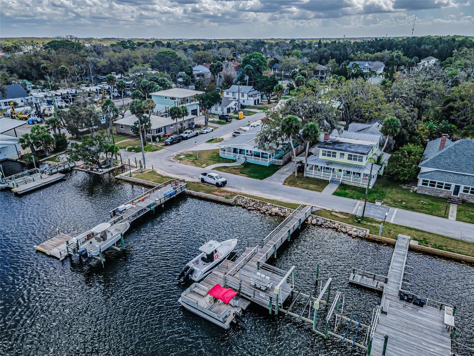 Listing photo id 88 for 5038 Sunset Boulevard