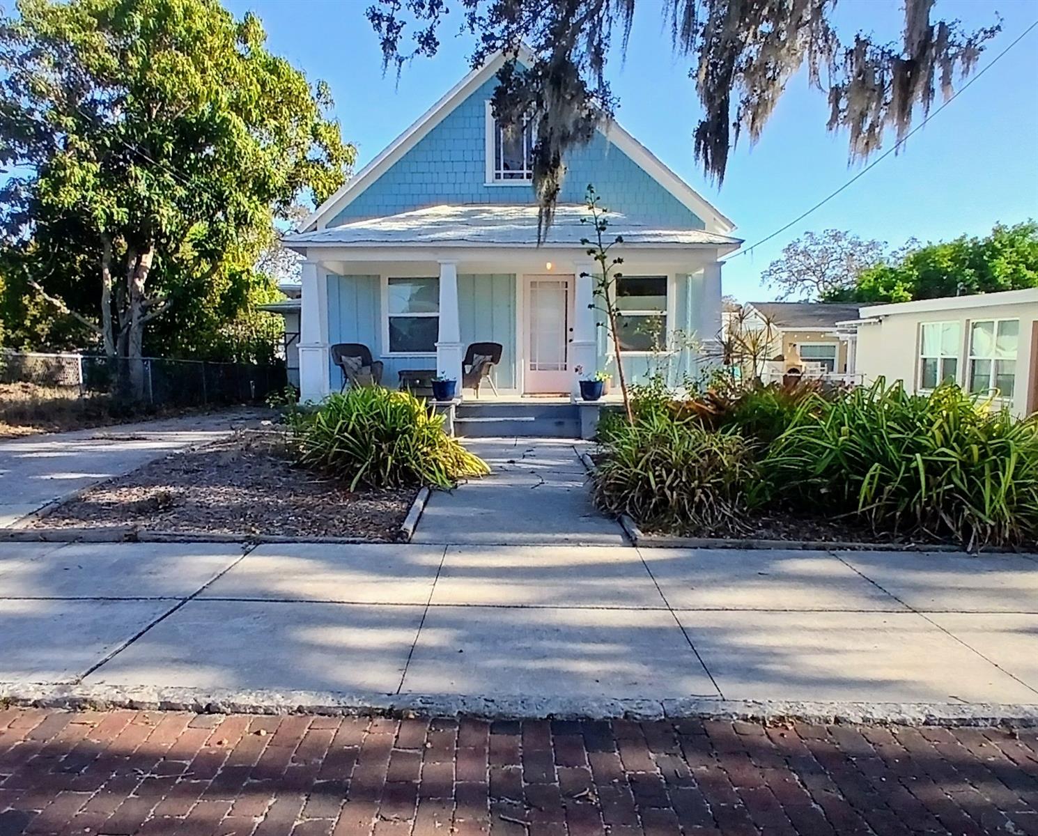 Details for 542 Division Street, TARPON SPRINGS, FL 34689