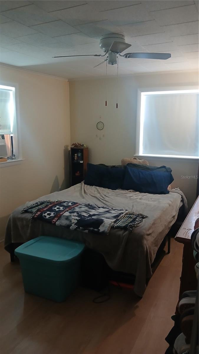 Image 25 of 26 For 542 Division Street