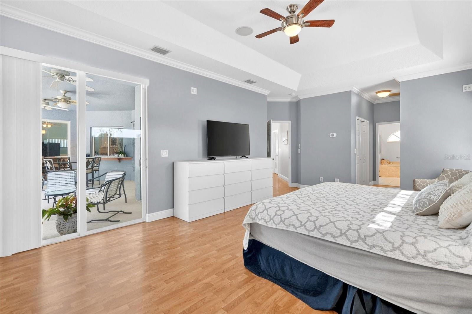 Listing photo id 25 for 4506 29th Avenue Circle E