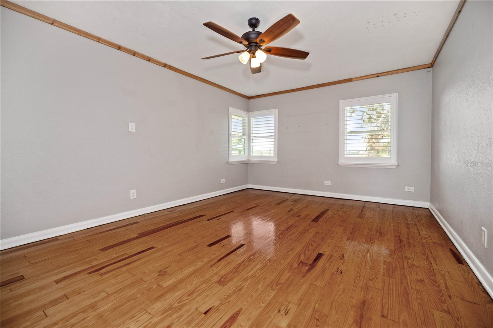 Image 19 of 67 For 4019 Moores Lake Road