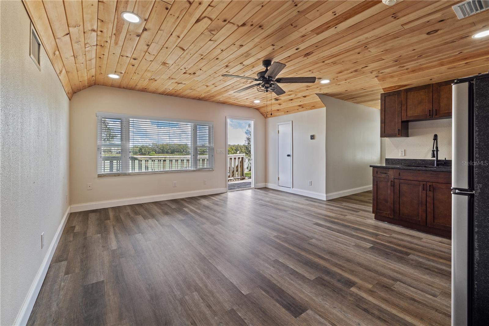 Image 43 of 67 For 4019 Moores Lake Road