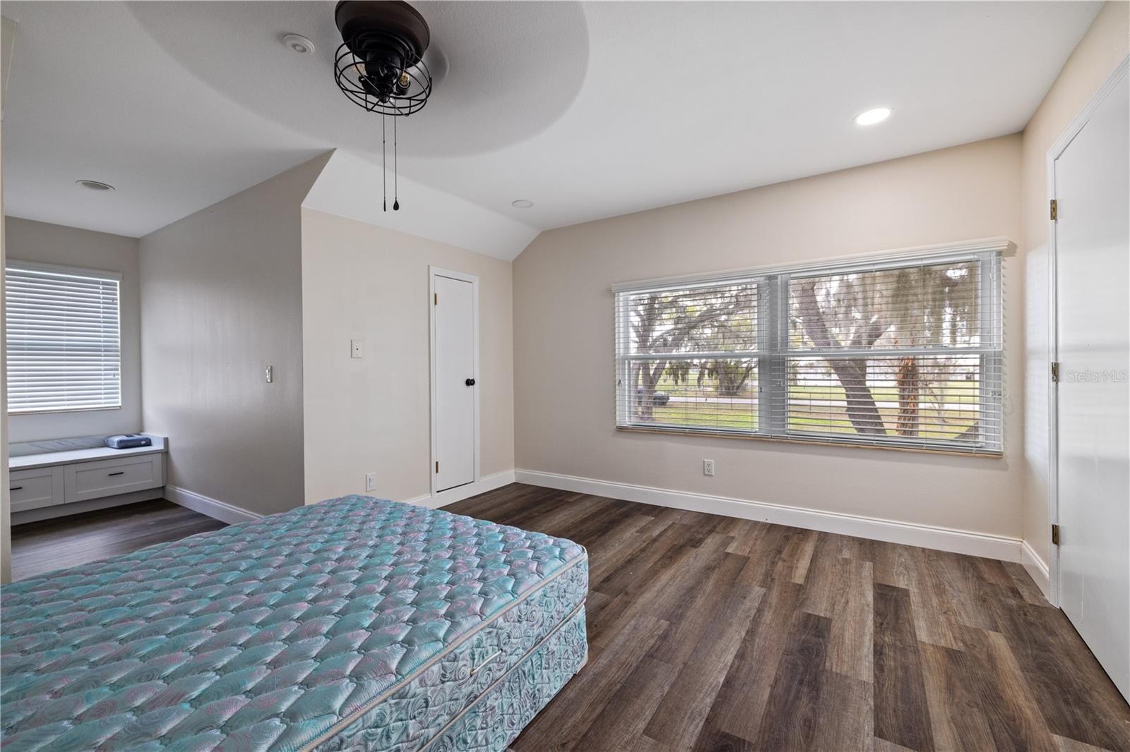 Image 44 of 67 For 4019 Moores Lake Road