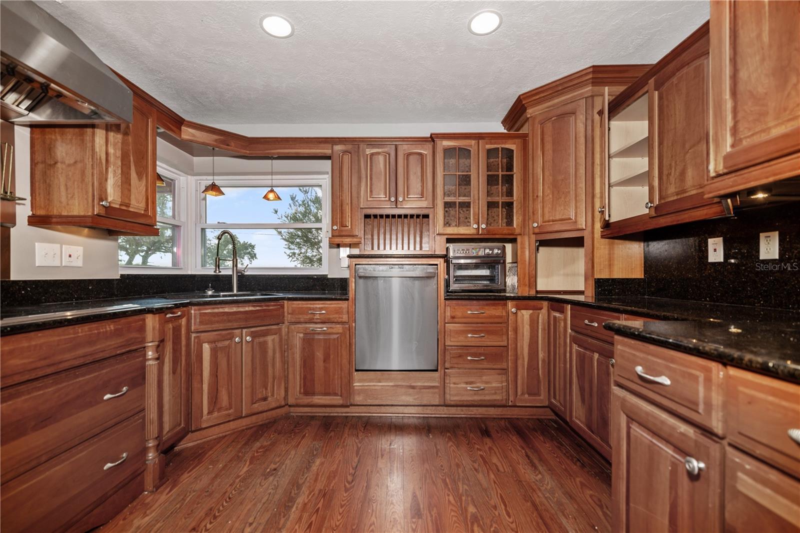 Image 9 of 67 For 4019 Moores Lake Road