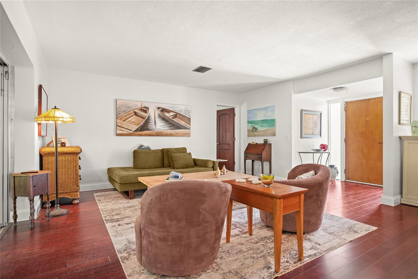 Image 5 of 37 For 14197 Hetrick Circle N