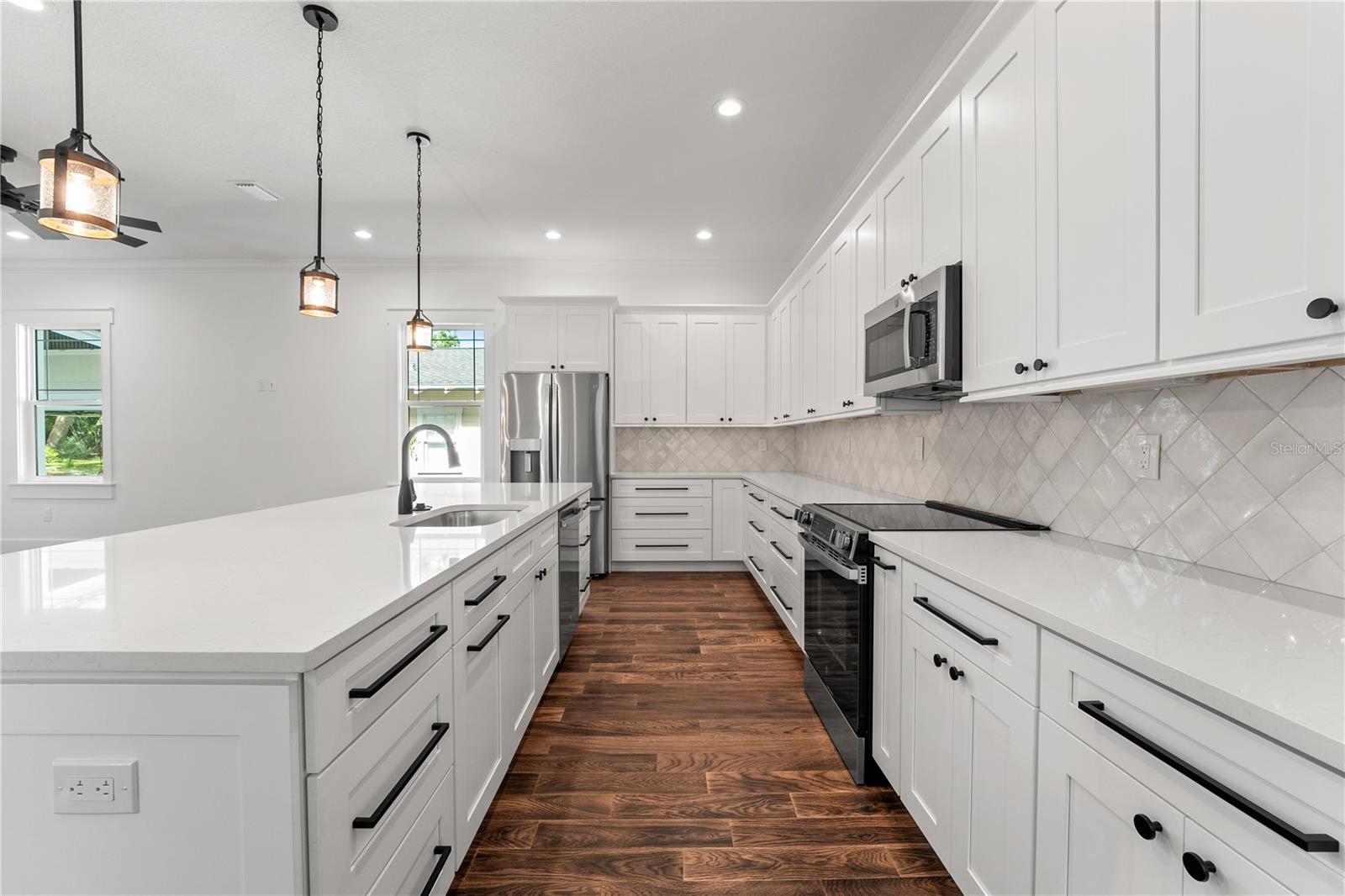 Image 15 of 48 For 115 Hiawatha Street 1-2