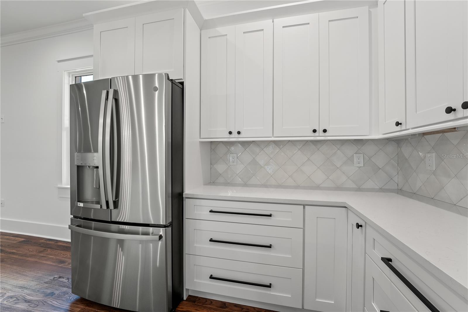 Image 20 of 48 For 115 Hiawatha Street 1-2