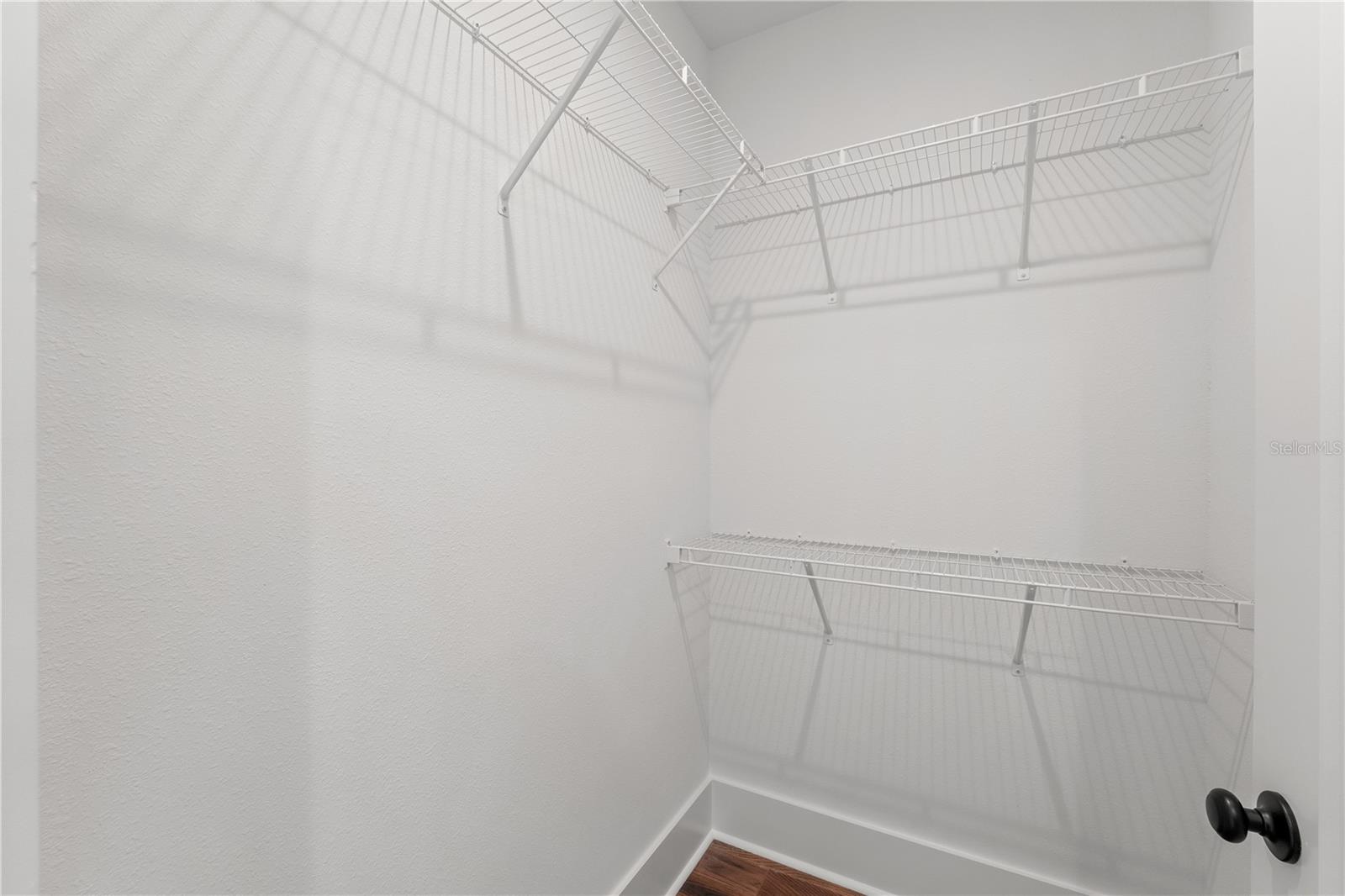 Image 29 of 48 For 115 Hiawatha Street 1-2