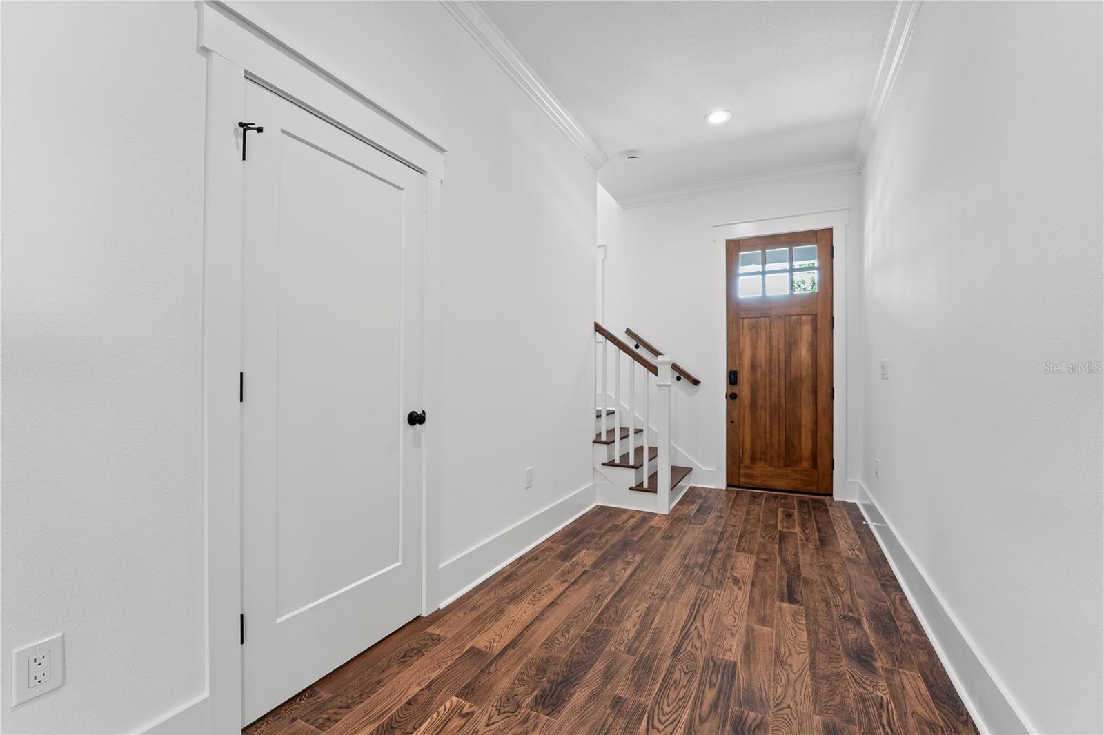 Image 9 of 48 For 115 Hiawatha Street 1-2