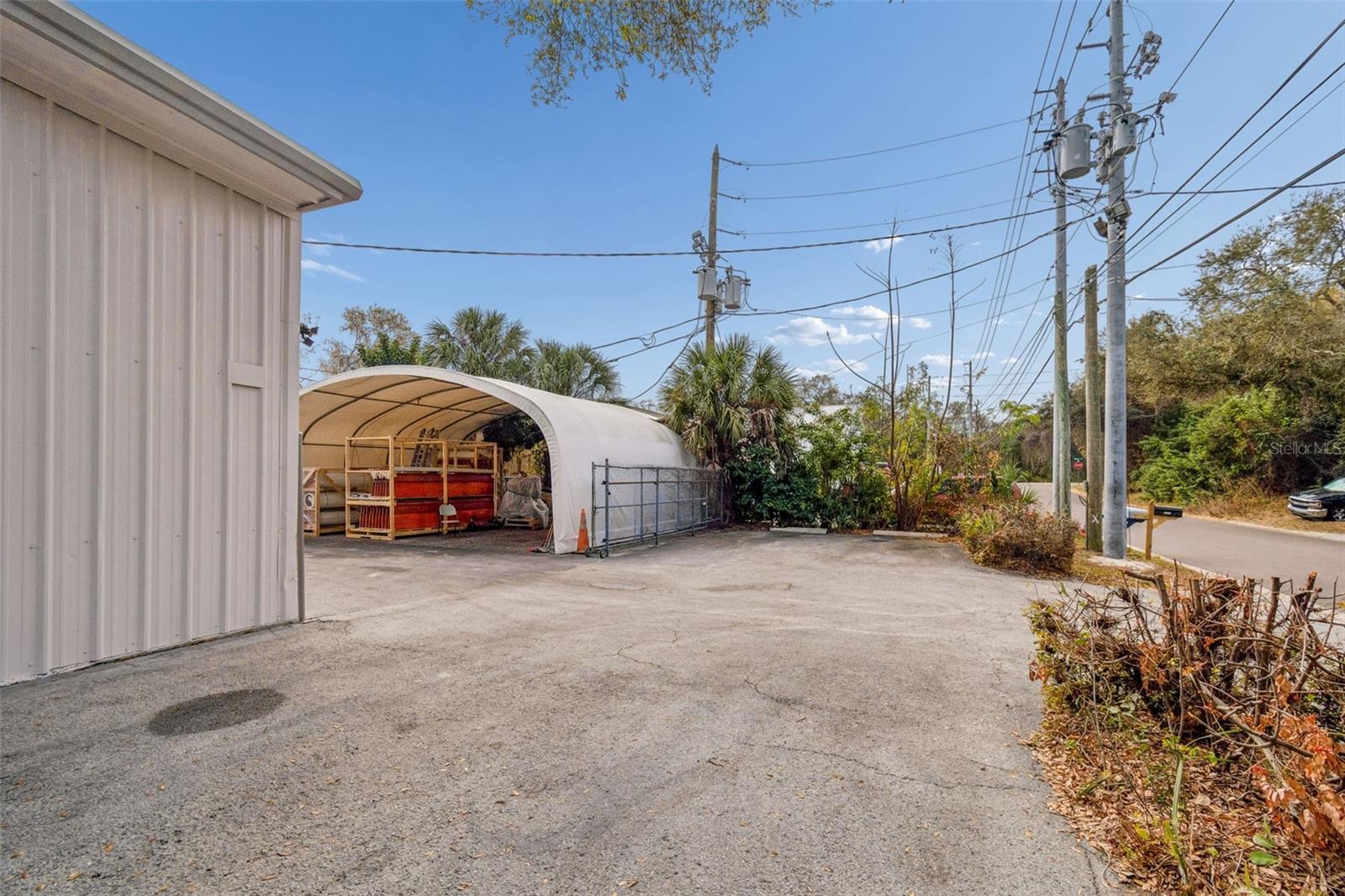 Image 6 of 30 For 1060 Harbor Lake Drive