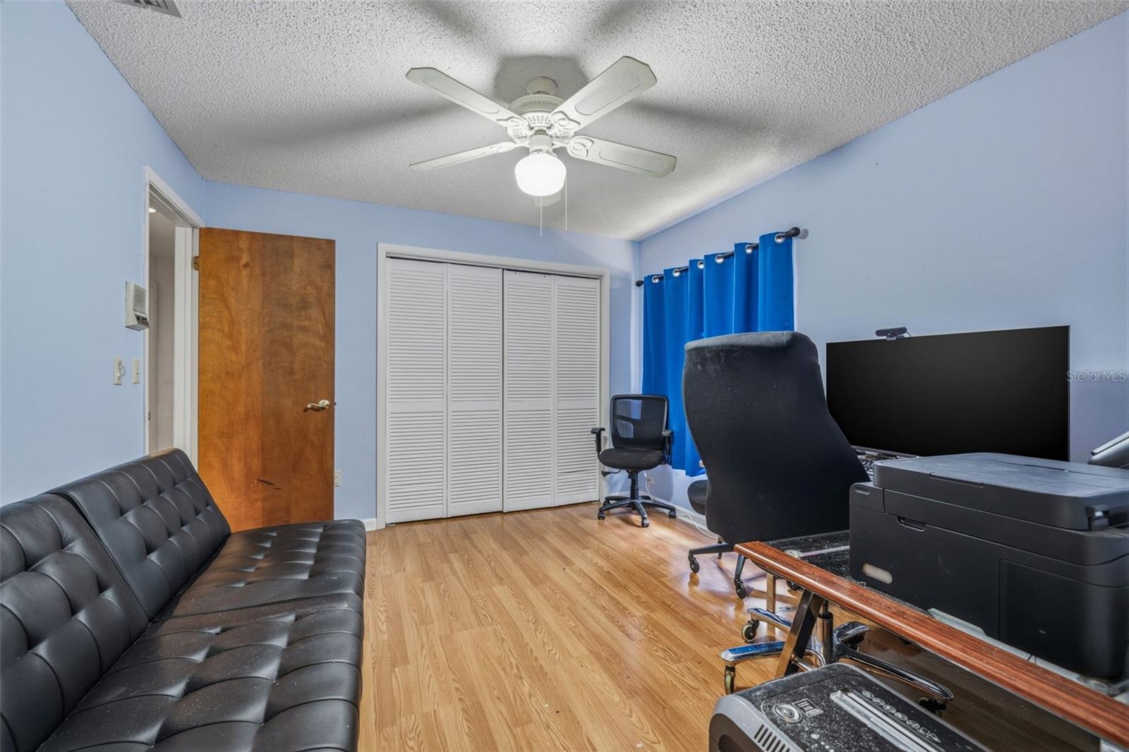 Image 23 of 45 For 3330 Foxridge Circle