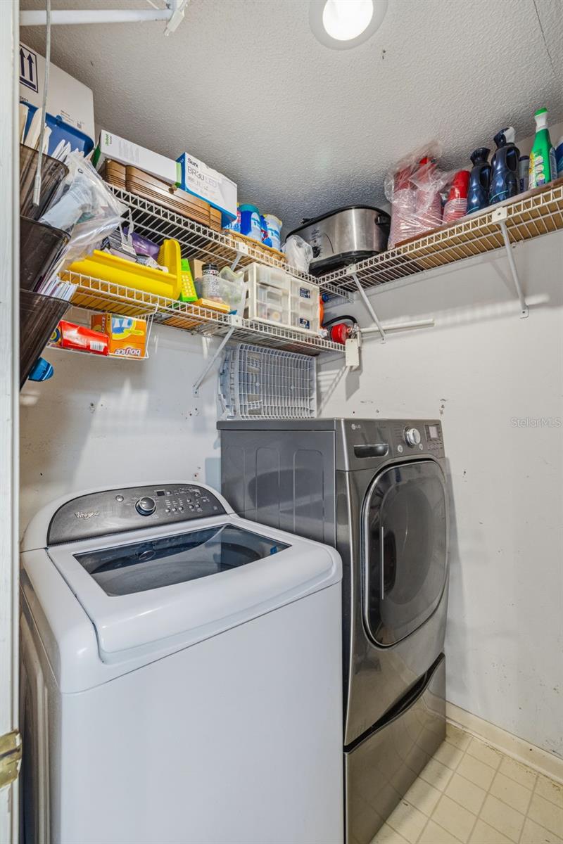 Image 27 of 45 For 3330 Foxridge Circle