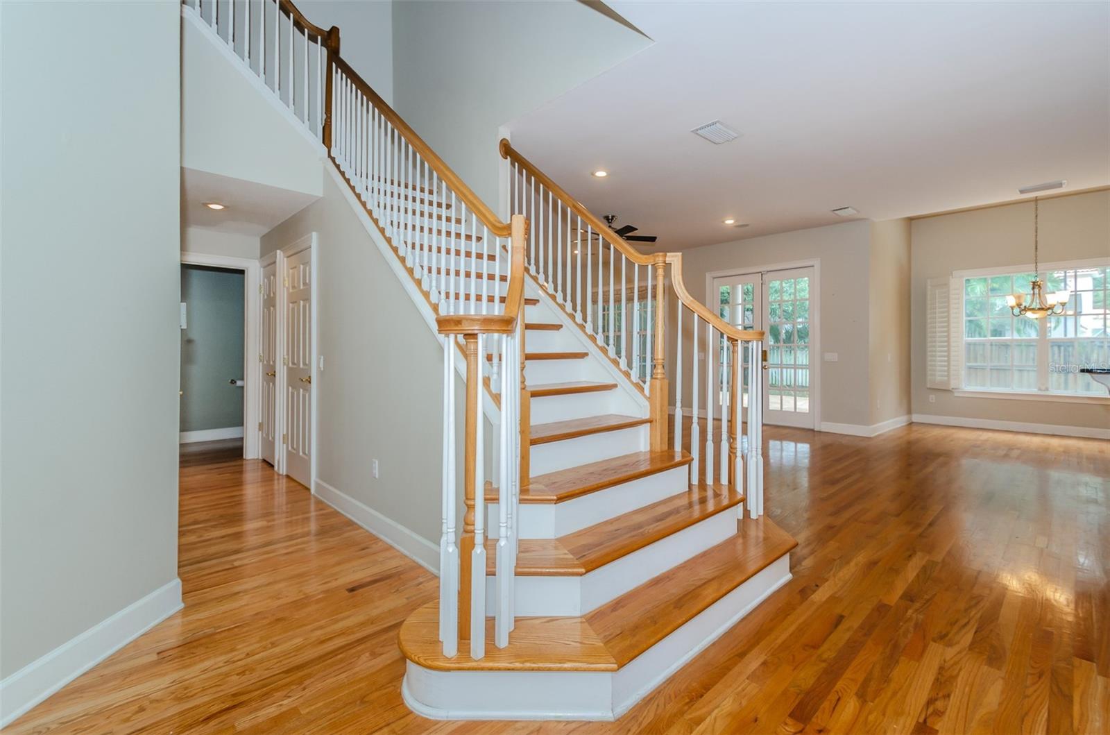 Image 10 of 34 For 3410 Bay Villa Avenue