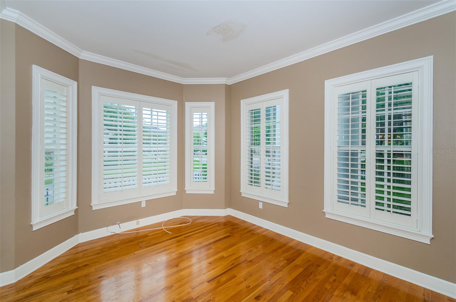 Image 19 of 34 For 3410 Bay Villa Avenue