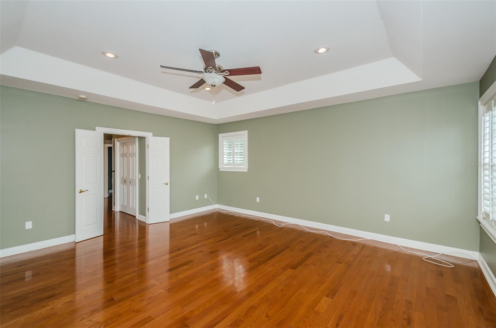 Image 24 of 34 For 3410 Bay Villa Avenue