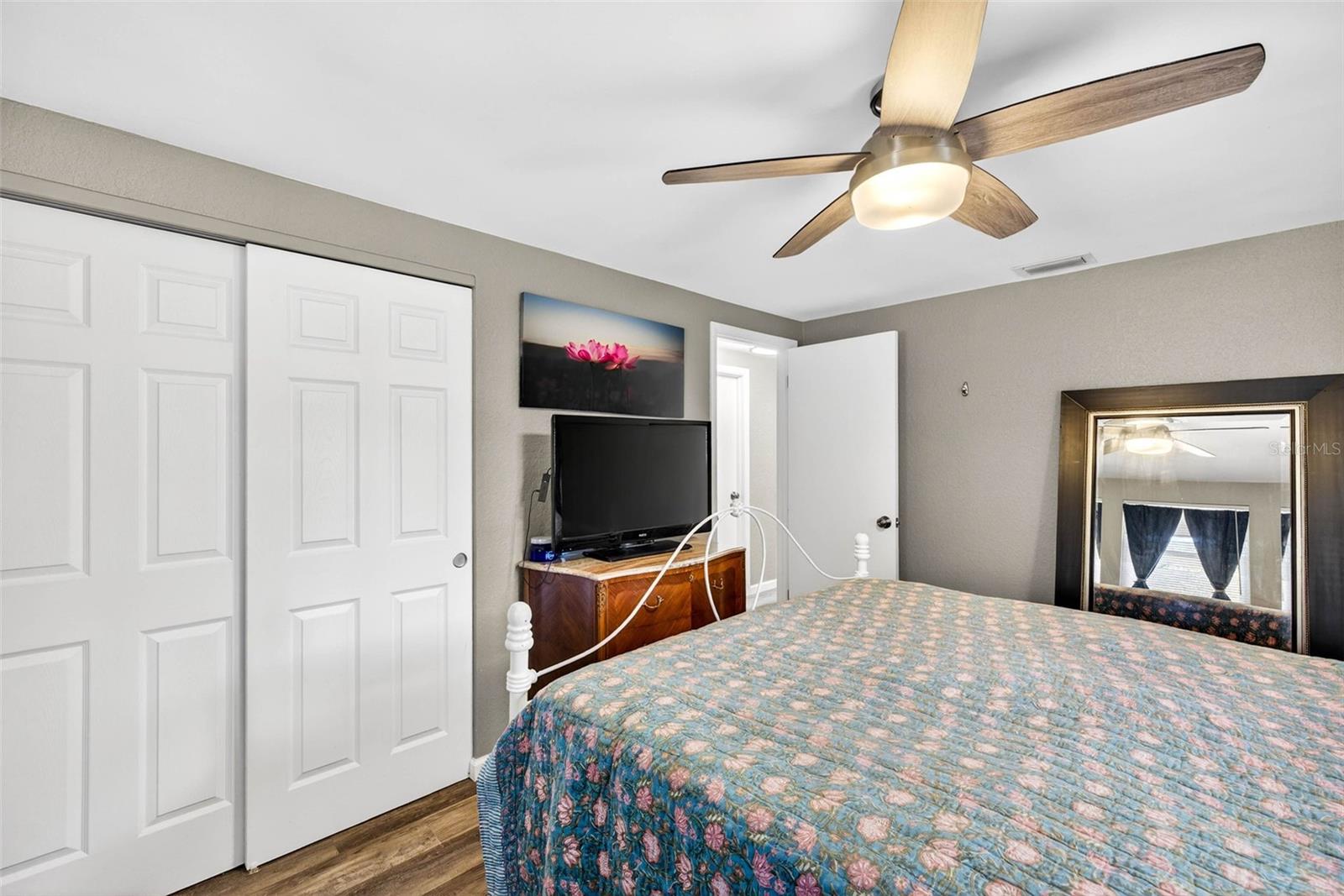 Image 15 of 24 For 1016 Windsor Hill Way